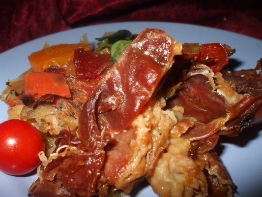 Prosciuto pe varza dulce la cuptor