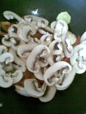 DORADA LA GRATAR CU LEGUME