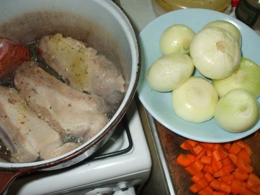 Tocanita cu piept de porc