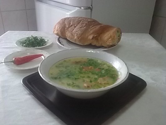 Bors de cartofi cu coasta de porc afumata