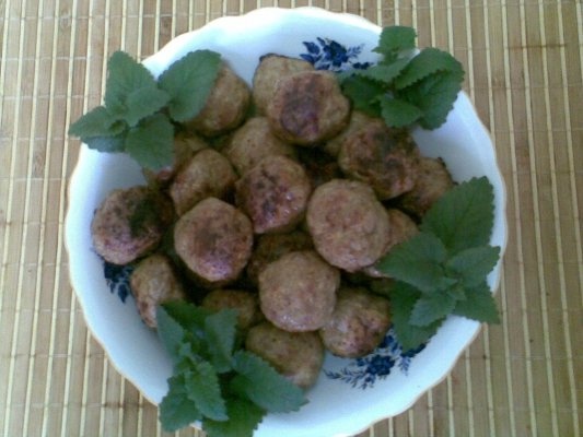 CHIFTELUTE DIN CARNE TOCATA DE CURCAN