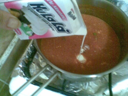 TORTELLINI CU CARNE SI SOS DE ROSII