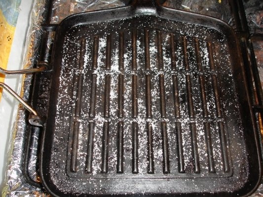 Piept de curcan la gratar cu fasole pastai