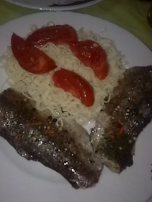 Pastrav la cuptor cu taitei chinezesti