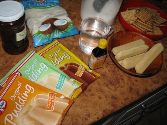 Prajitura din pudding cu biscuiti