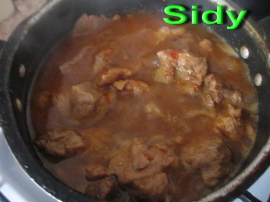 Tocanita din carne de porc cu mamaliguta