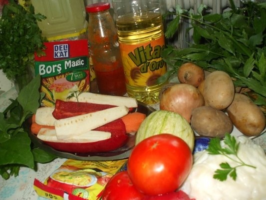 Ciorba de varza dulce cu ciolan afumat