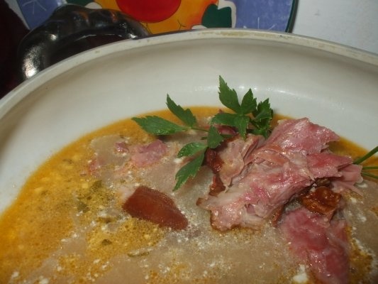 Ciorba de varza dulce cu ciolan afumat