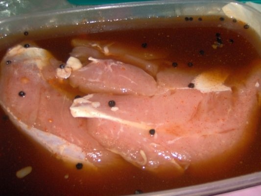 Pastrama din piept de curcan