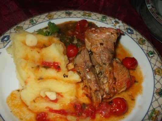 Friptura picanta din piept de porc cu cartofi piure