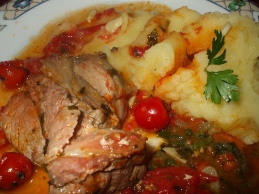 Friptura picanta din piept de porc cu cartofi piure