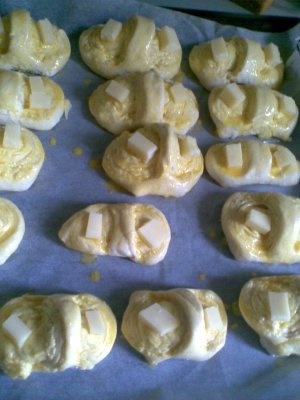 Cosulete cu cascaval by Laura Laurentiu