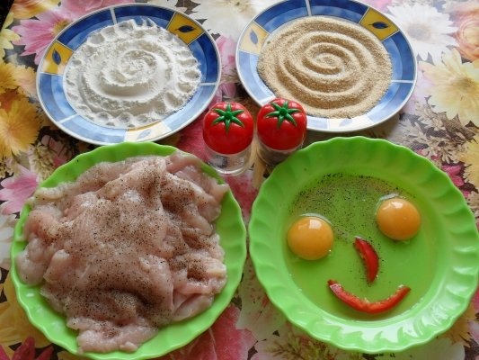 CARTOFI CU BOIA SI SNITEL DE PUI