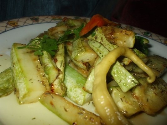 Dovlecel gratinat cu usturoi