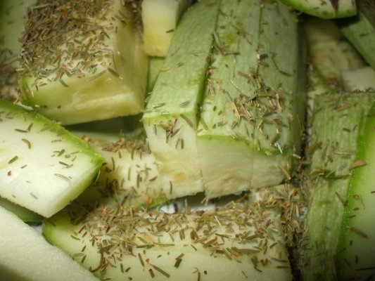 Dovlecel gratinat cu usturoi