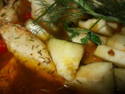 Piept de pui picant cu vinete