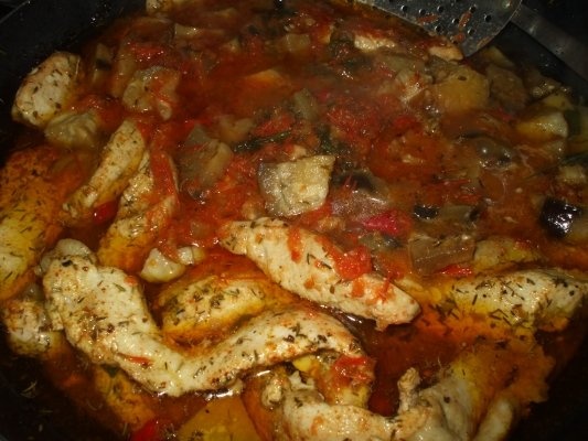 Piept de pui picant cu vinete