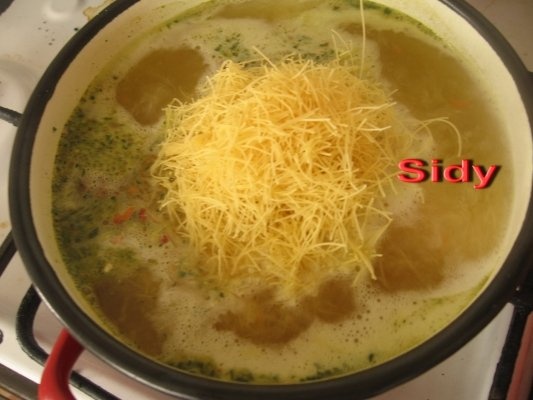 Supa de gaina cu taitei