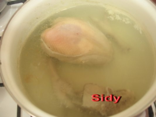 Salata boeuf cu piept de pui