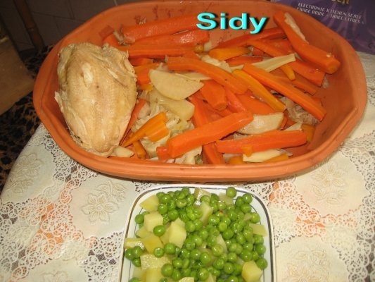 Salata boeuf cu piept de pui