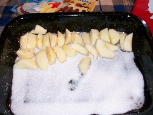 Budinca cu mere la cuptor