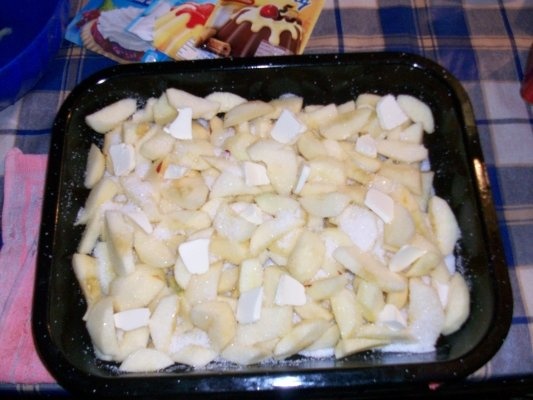 Budinca cu mere la cuptor