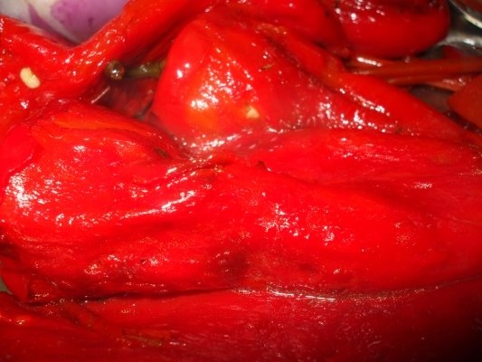 Salata de ardei prajiti