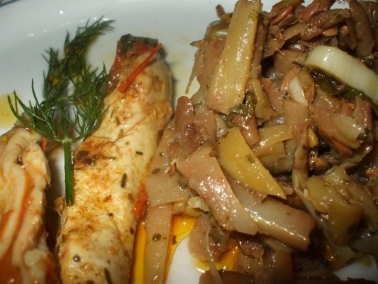 Piept de pui picant cu fasole verde