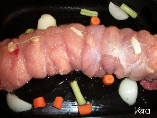 Rulada din piept de curcan