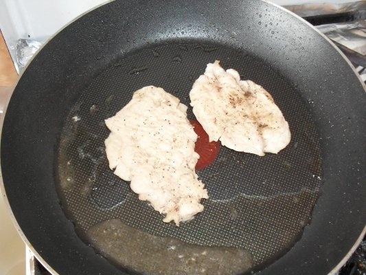 PIEPT DE PUI CU OREZ