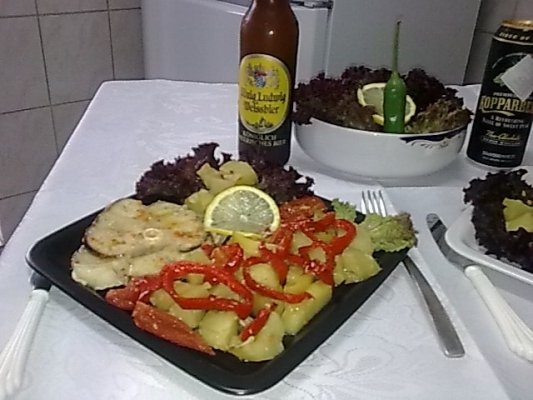 Medalion de rechin cu legume la cuptor