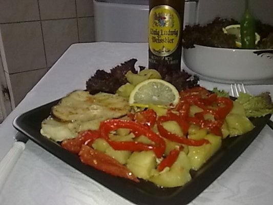 Medalion de rechin cu legume la cuptor