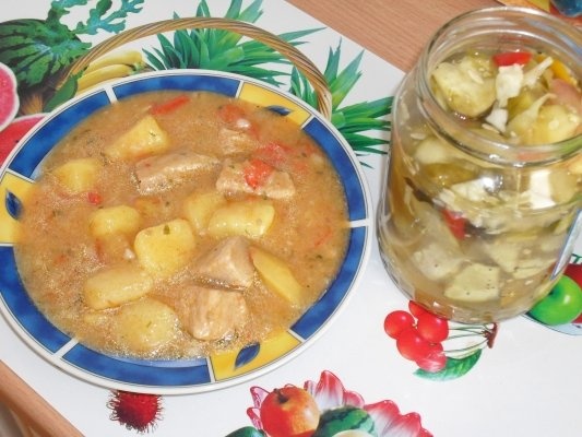 TOCANITA DE PORC CU CARTOFI