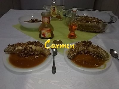 Banane cu nuci si lichior de portocale