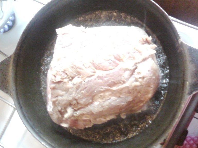 Ceafa de porc la cuptor in vin