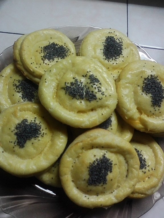 Pateuri si covrigei cu branza