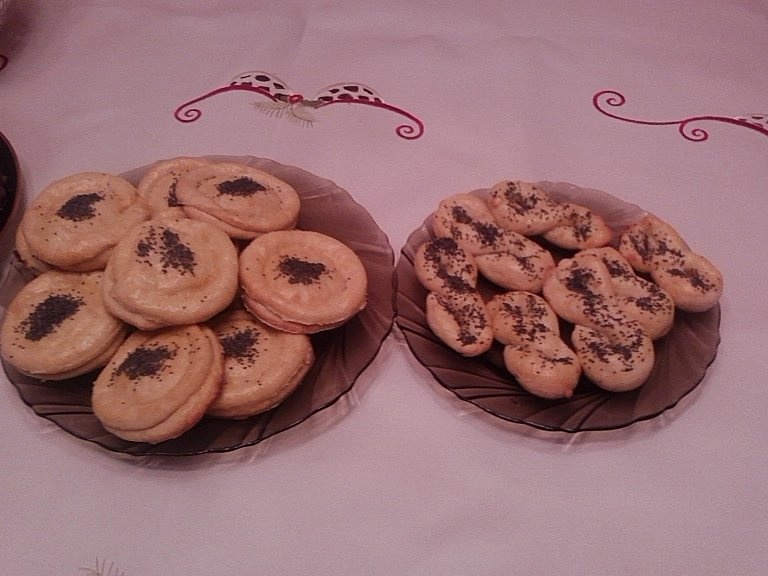 Pateuri si covrigei cu branza