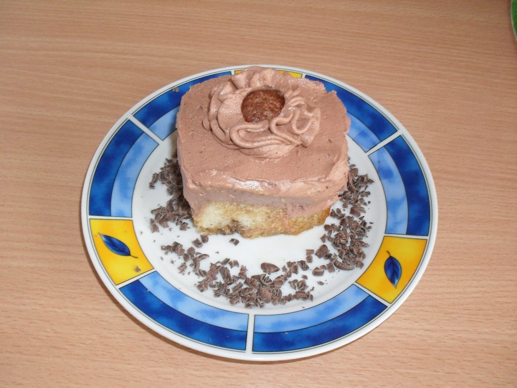 Savarina neagra, readaptata