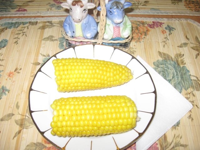 Cum se fierbe porumbul