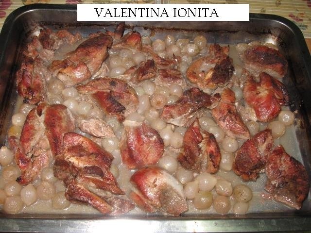 Pulpe de curcan la cuptor cu arpagic