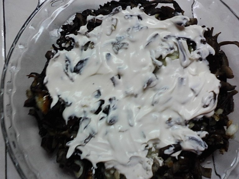 Medalion de rechin cu ciuperci la cuptor