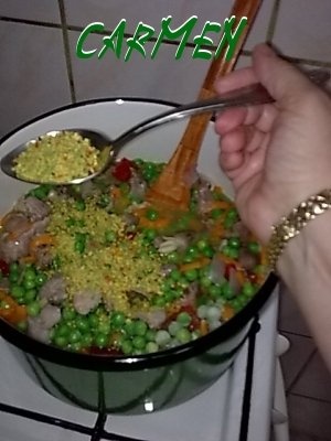 Inimioare de pui cu mazare