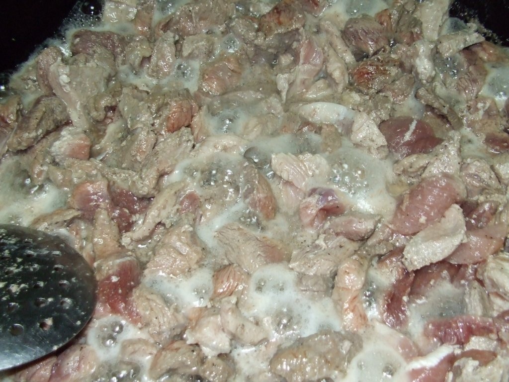 tigaie picanta si cartofi cu rozmarin