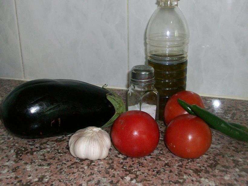 Salata de vinete prajite(specific arabesc)
