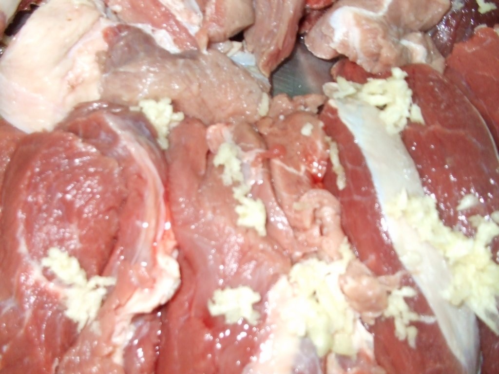 pulpa de vita la cuptor cu cartofi natur