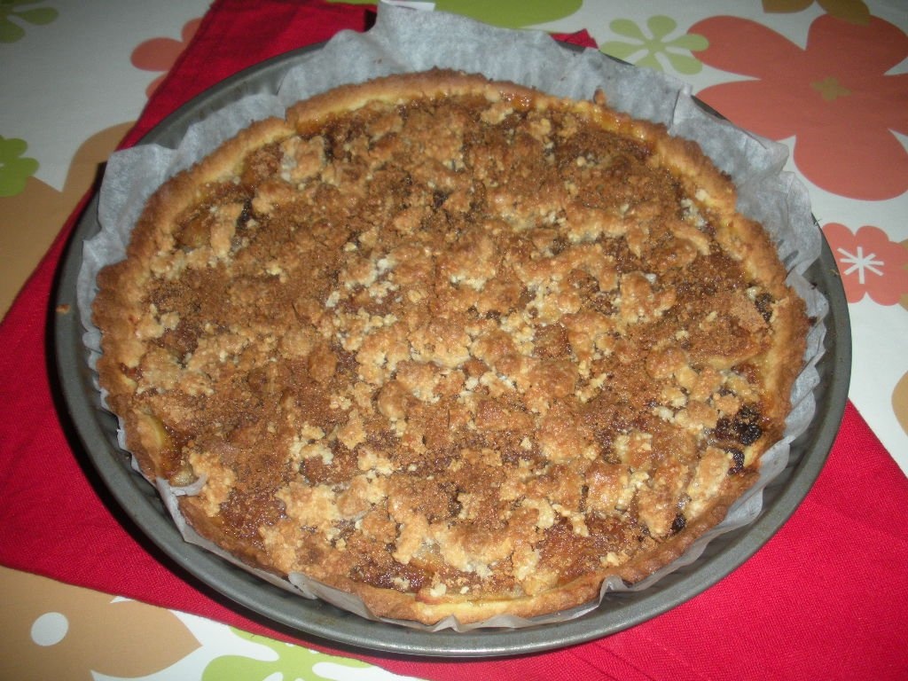 Tarta cu pere si amaretti