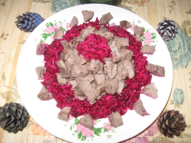 Limba de porc rasol cu hrean