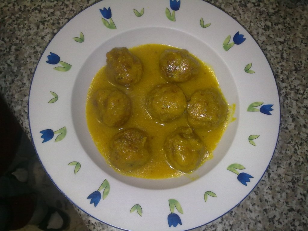 perisoare in sos de migdale