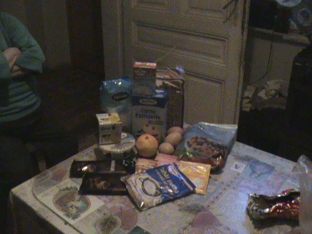 tort mascarpone cu fructe de padure