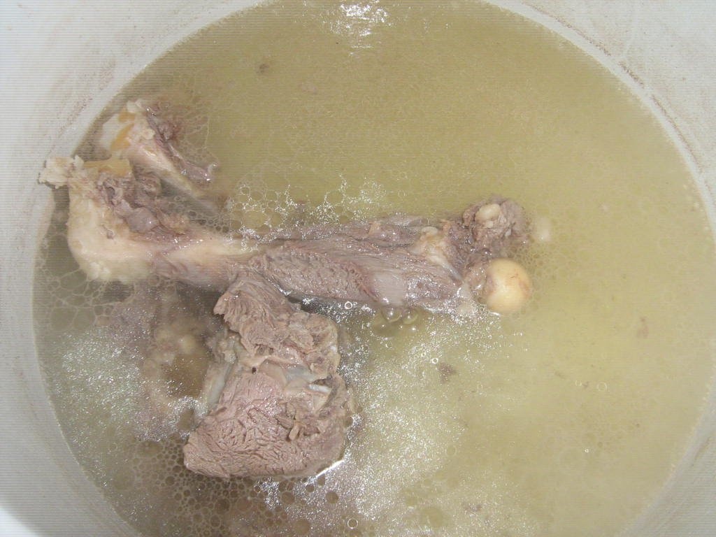 Zama gulas (Gulyas Leves)